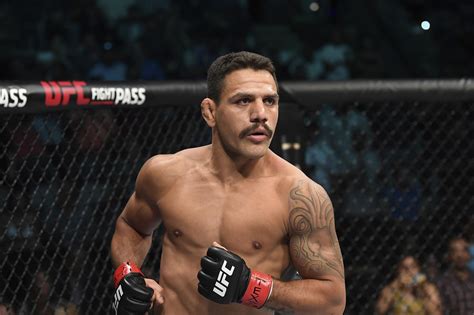 Rafael Dos Anjos .